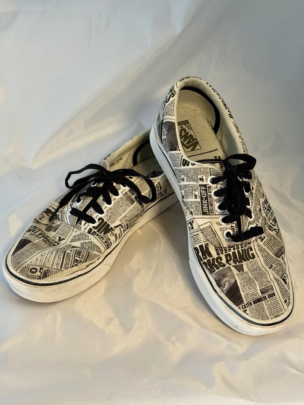 Mens Size 9 - Vans X Harry Potter - Daily Prophet Newspaper Comfycush Era